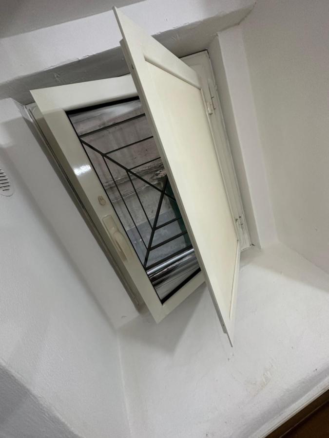 那不勒斯Aurora House公寓 外观 照片