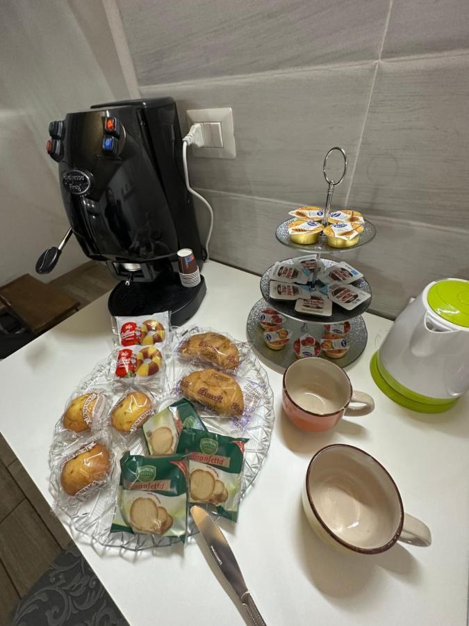 那不勒斯Aurora House公寓 外观 照片