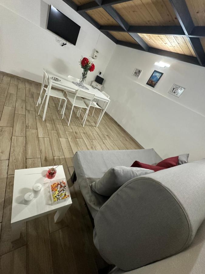 那不勒斯Aurora House公寓 外观 照片