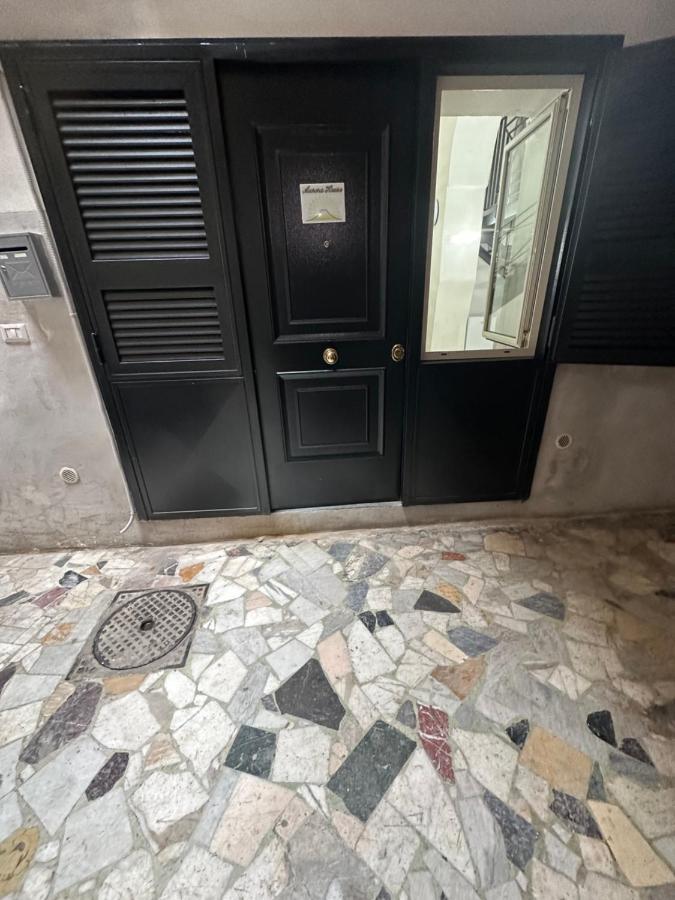 那不勒斯Aurora House公寓 外观 照片